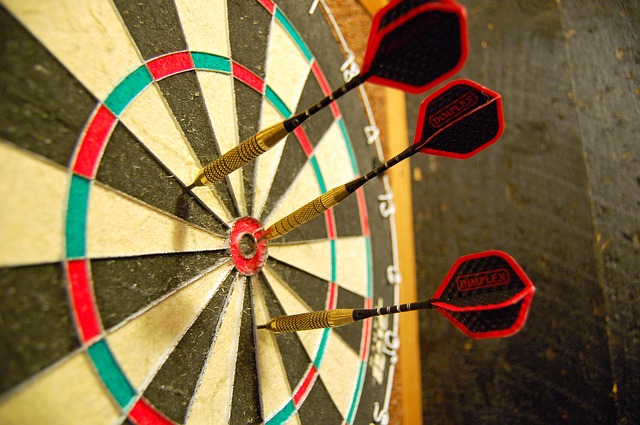 darts-856367_640